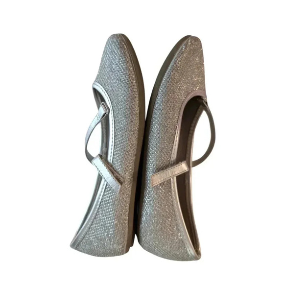 SmartFit Girls' Shimmer Chelsea Flat Size 12.5 Little Girls Color Silver - Picture 5 of 8